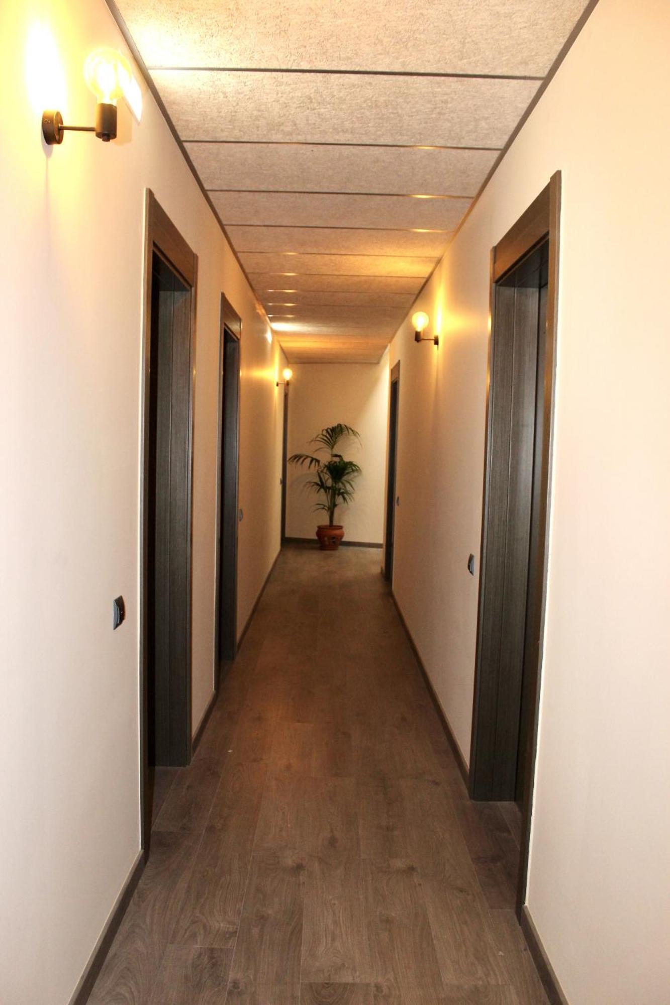 Ca L'Angels Hotel Prat de Comte Екстериор снимка